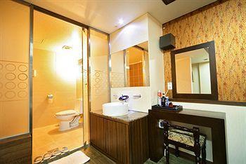 Hill House Myeongdong
