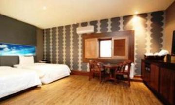 Hill House Myeongdong 3*
