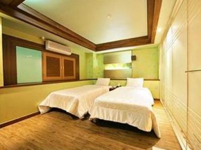 Hill House Myeongdong 3*